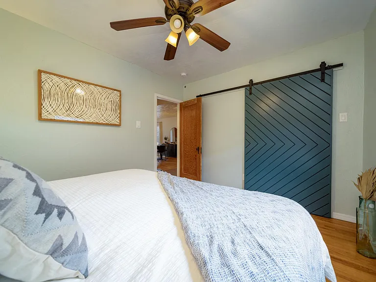 1346 Rood Ave — Photo 16