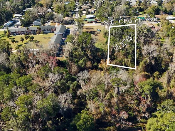 684 SE Murphy Pl #3, Lake City, FL 32025