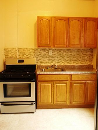 2nd image of 57 Saint Pauls Pl APT 5G