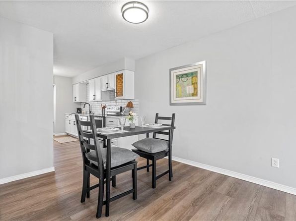 overland-park-kansas-75673854 picture