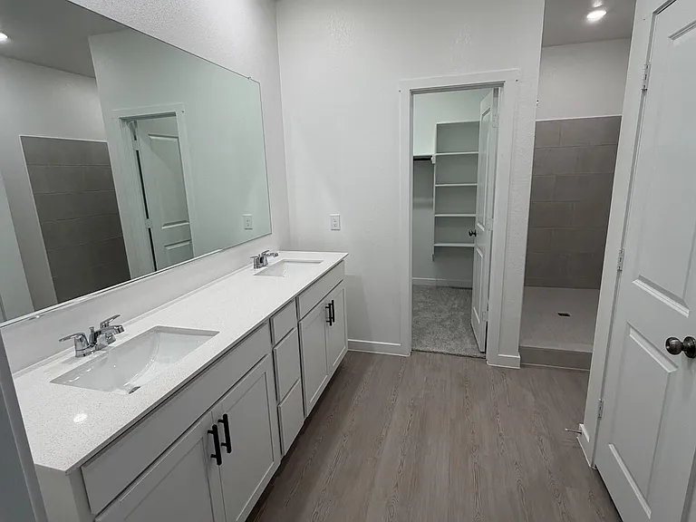 9580 Verite St — Photo 3