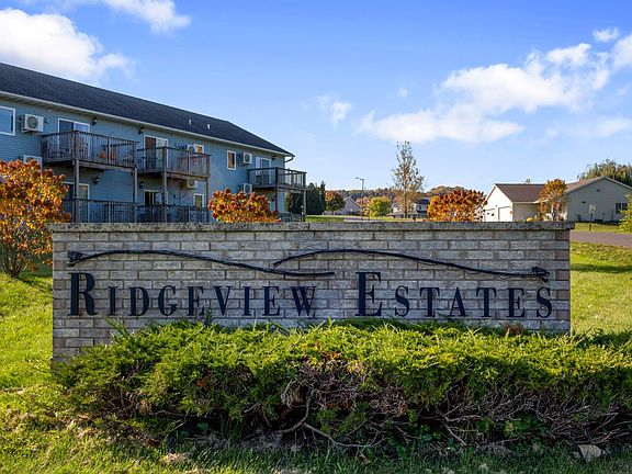 3rd image of 16210 Ridgeview Dr #502