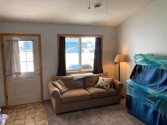 2nd image of 1047 Sugar Pine Ln