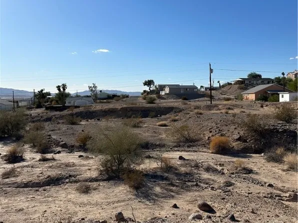 13475 S Waterreed Dr, Topock, AZ 86436