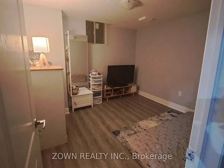 72 Norbert Rd #BASEMENT — Photo 9