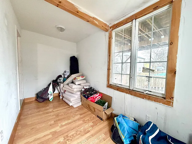 3 Goldsmith Ave #1 — Photo 12