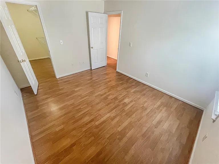140 Calborne Ct — Photo 27