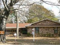 1st image of 904 Texas St