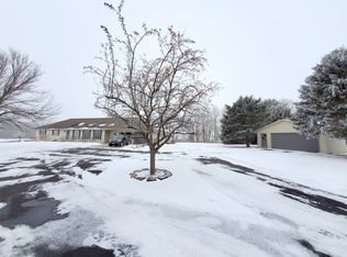 W4681 Ertl Rd, Menasha, WI 54952