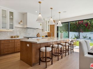 4949 Sancola Ave, North Hollywood, CA