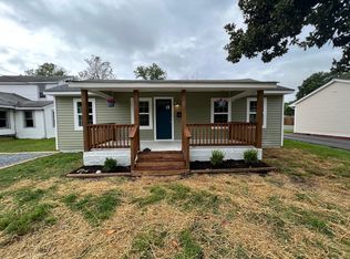 61 E Williamsburg Rd, Sandston, VA 23150