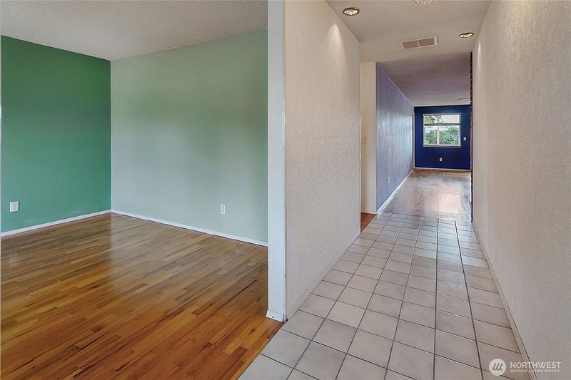 5th image of 616 13th St SW