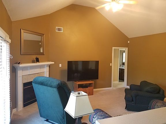 4th image of 4799 Orchard Hill Dr