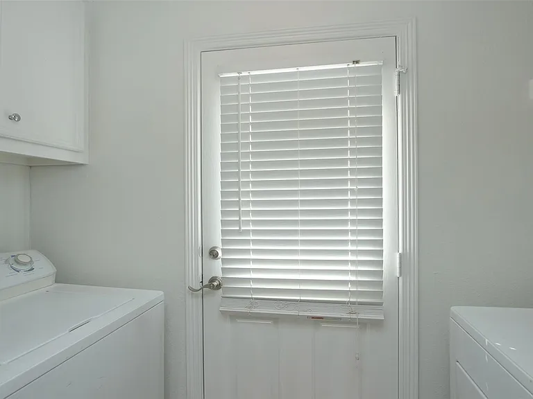 4331 Marina St #B — Photo 31