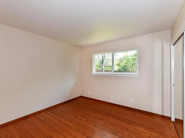 4185 E 3rd Ave — Photo 12