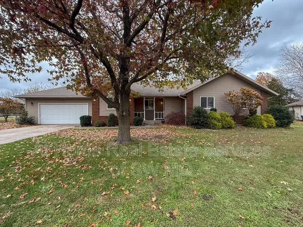 201 W Sally Ln, Strafford, MO 65757