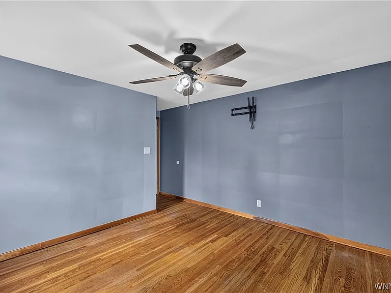 28 Parkview Ter — Photo 20