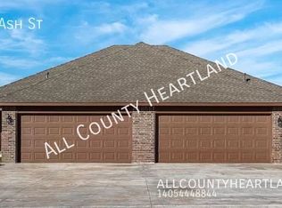 1305 E Ash St, El Reno, OK 73036