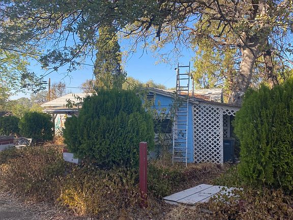 2nd image of 11 La Mirada Ave