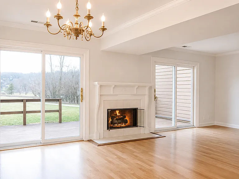 9803 Amanda Ln #9803 — Photo 1