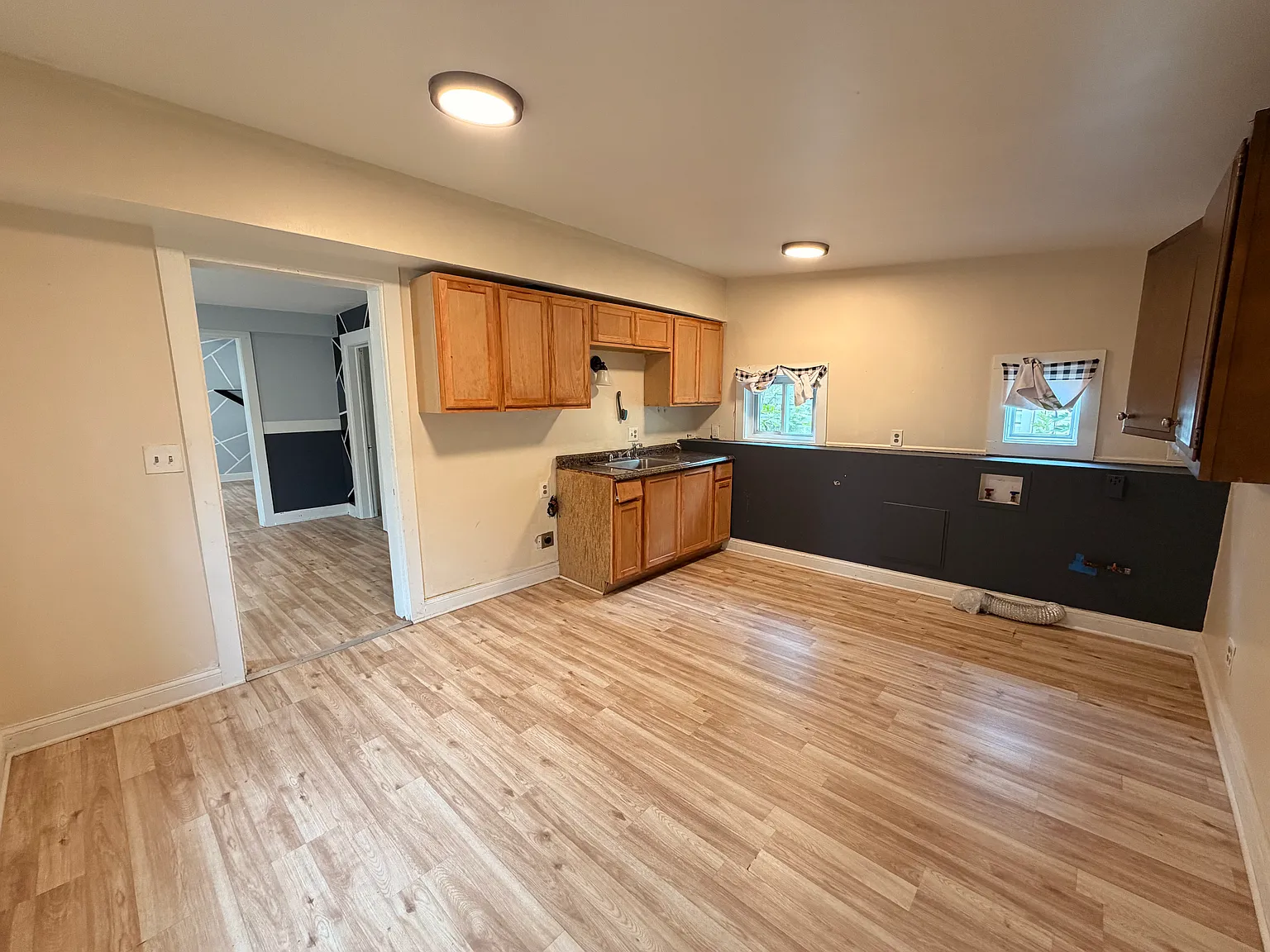 2 bed, 924 sqft, $895 — Photo 4