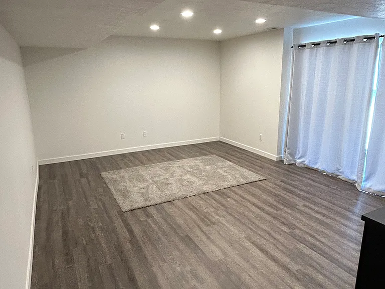 926 E Riparian Dr #2 — Photo 3