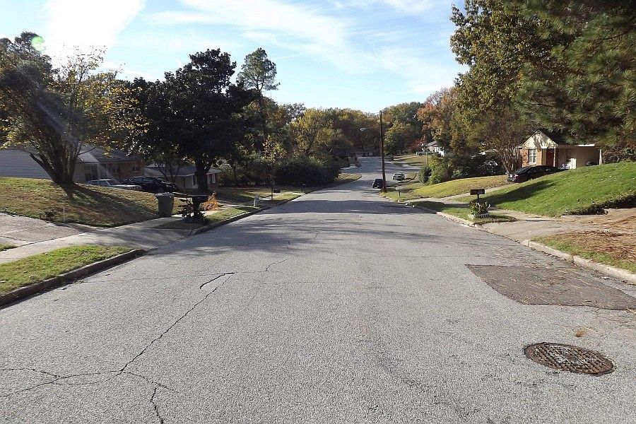 2nd image of 1997 Gayle Ave