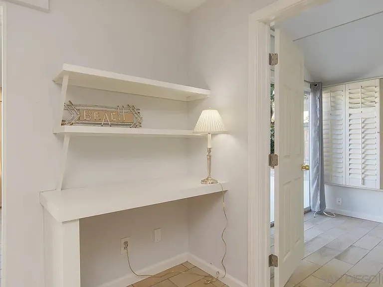 2368 Torrey Pines Rd #61 — Photo 32
