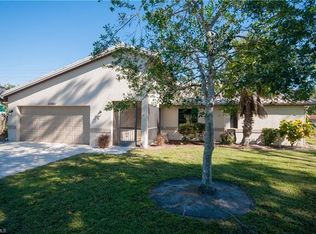 27461 Pelican Ridge Cir, Bonita Springs, FL 34135