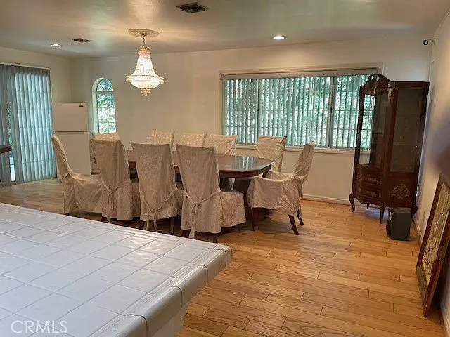 3 bed, 2.5 bath, 1434 sqft, $3,995 — Photo 4