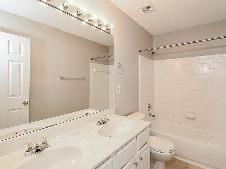 3740 Ridgefair Dr — Photo 16