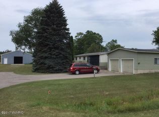7739 80th Ave, Evart, MI 49631