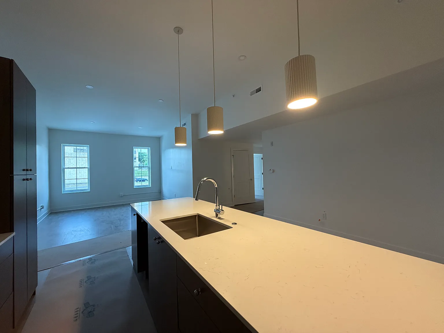 2 bed, 1153 sqft, $2,500 — Photo 4