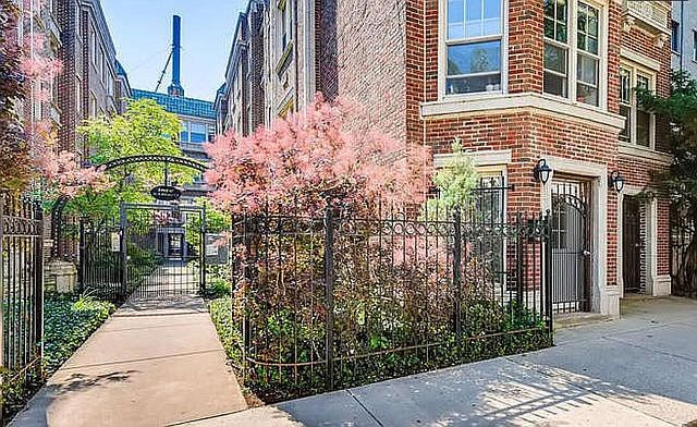 1st image of 5412 N Kenmore Ave APT 2E