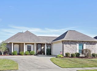 28280 Lake Salvador Dr, Livingston, LA 70754