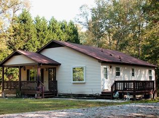4221 Cralles Rd, Amelia Court House, VA 23002