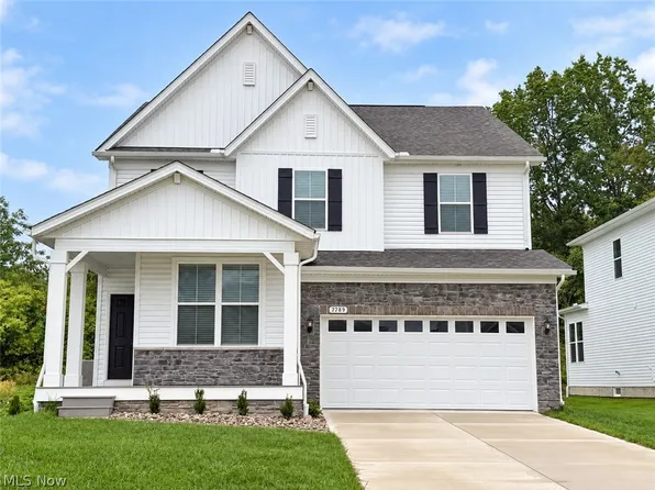 7789 Clydesdale Dr, Mentor, OH 44060