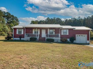 327 Hough Rd, Laceys Spring, AL 35754