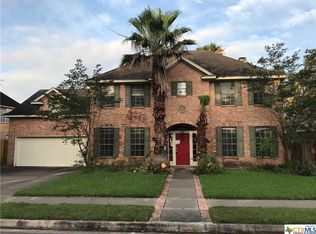 806 Charleston Dr, Victoria, TX 77904