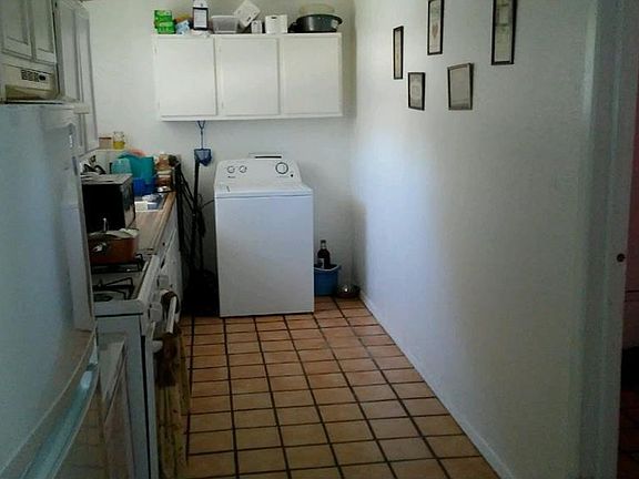 2nd image of 521 Gallagher St