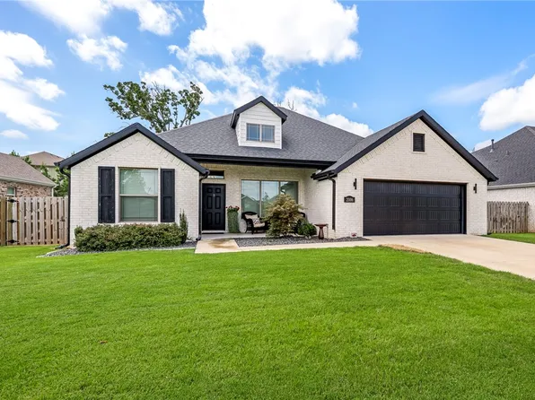 2006 W Chandler Ave, Rogers, AR 72758