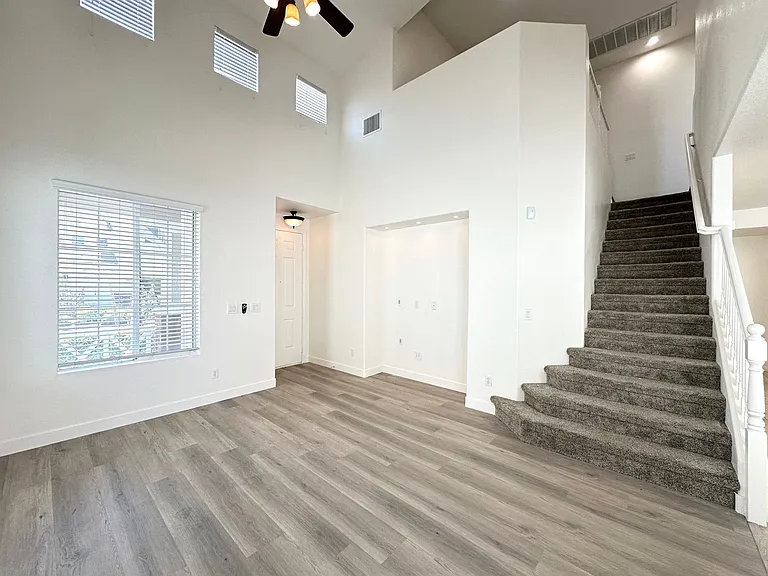6056 Clear Sail Ct — Photo 7