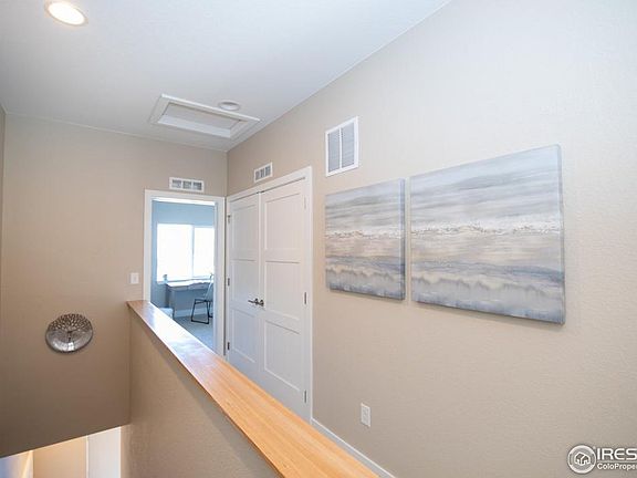 5th image of 1554 Terry St