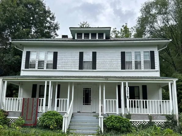 1278 Main St, Andrews, NC 28901