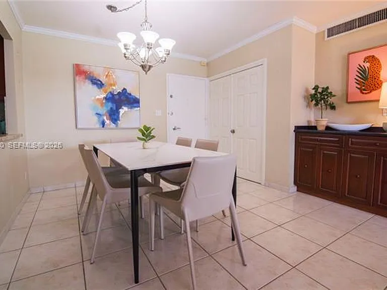 5151 Collins Ave #428 — Photo 11