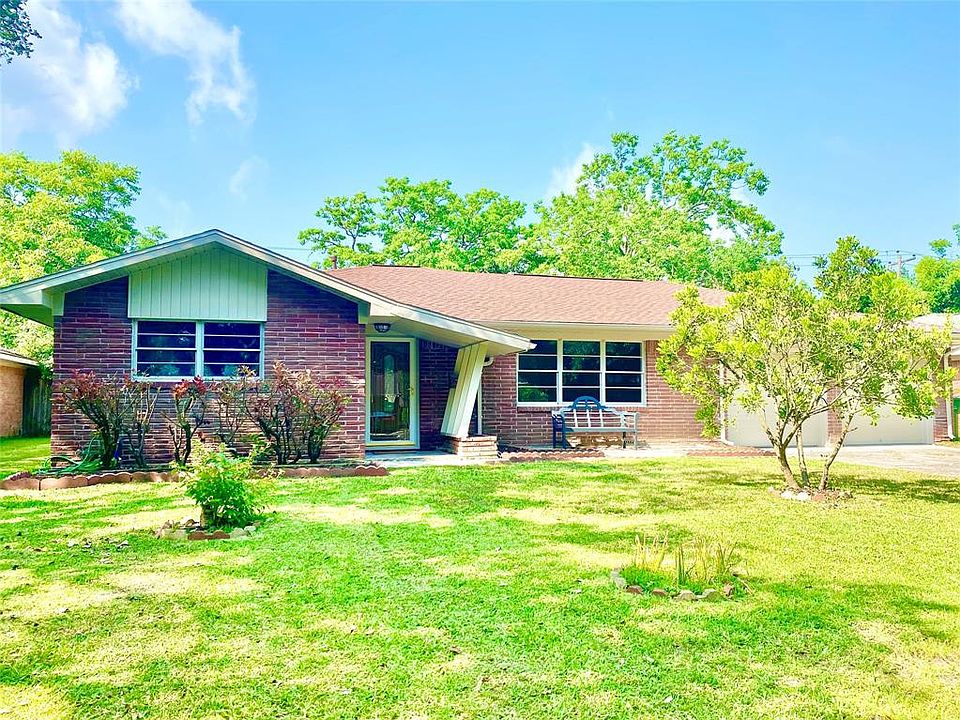 1st image of 2105 Colby Dr