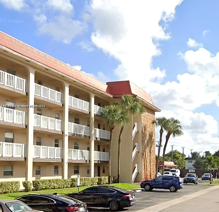 1700 Nw Ter #2M