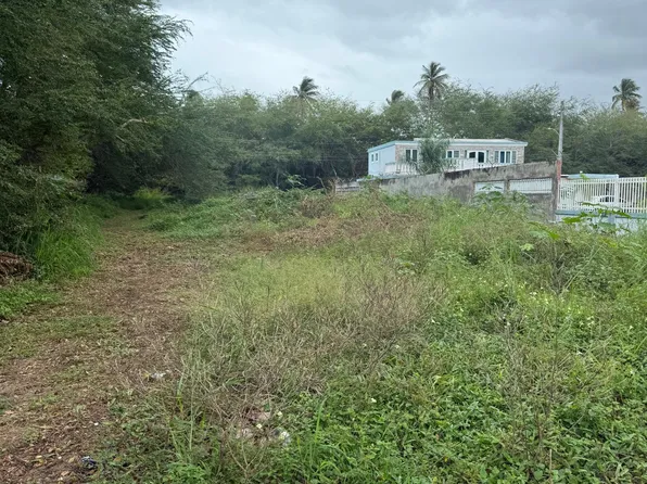 49 Calle Santillana, Loiza, PR 00772