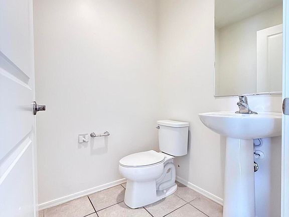 5th image of 14041 E Red Pine Pl