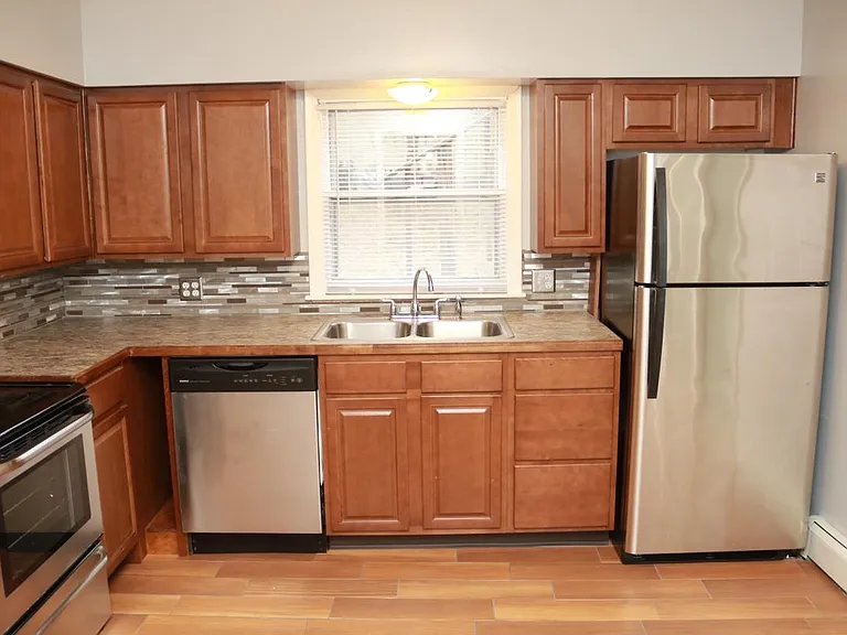 252 Marcus St SW — Photo 21